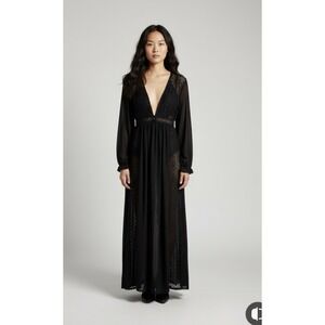 FOREVER 21 Maxi‎ Dress Womens Size Small Black Lace Sheer Deep V Vamp Romantic